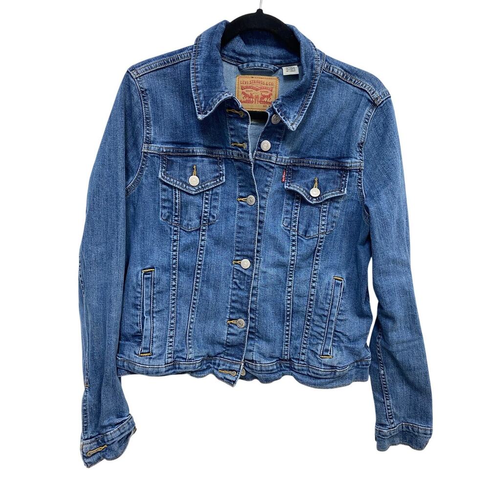 Women's Levi's Iconic Denim Trucker Jacket Size XL Medium Wash EUC
